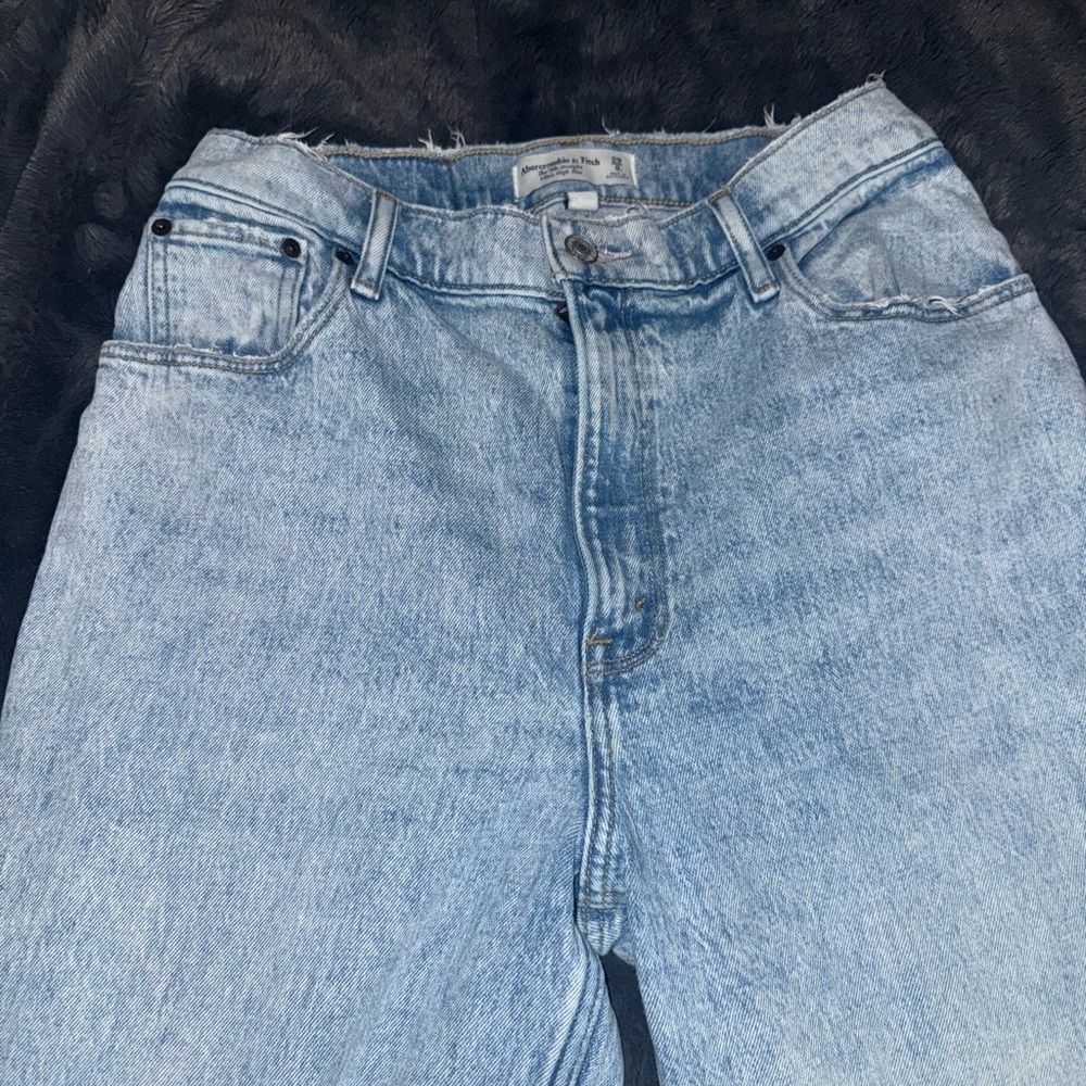 Abercrombie & Fitch Women's High Rise Light Blue Jeans